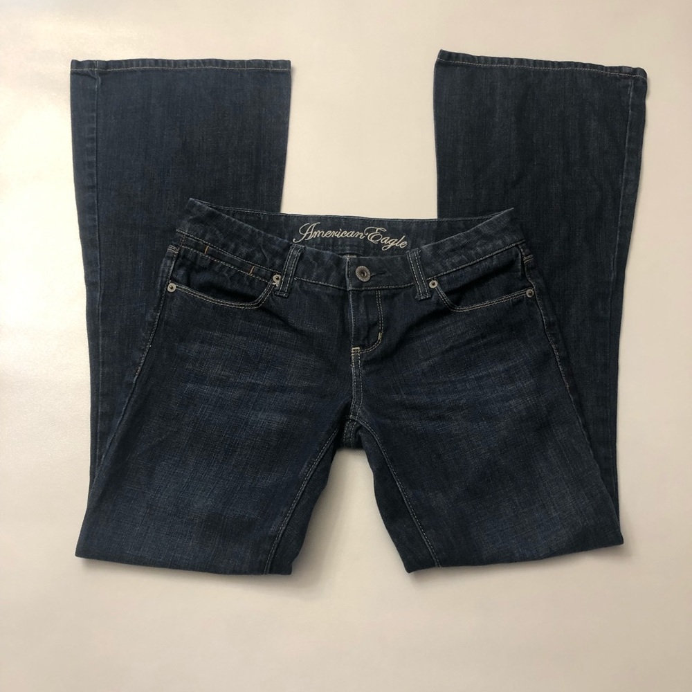American eagle jeans size 2R real flare dark wash
